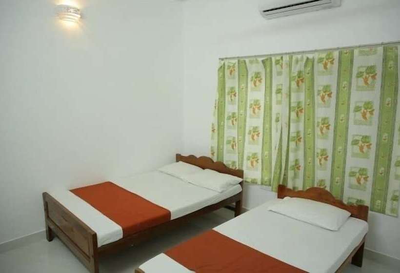 هتل Hôtel St Anne