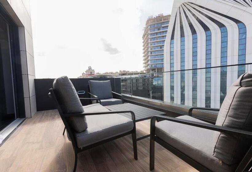 The Londoner Hotel St. Julian S