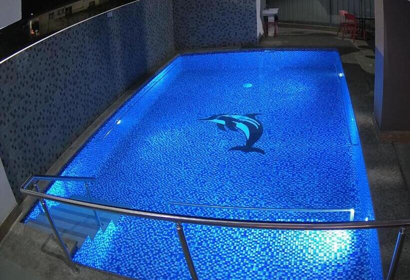 Vualiku Hotel & Apartments