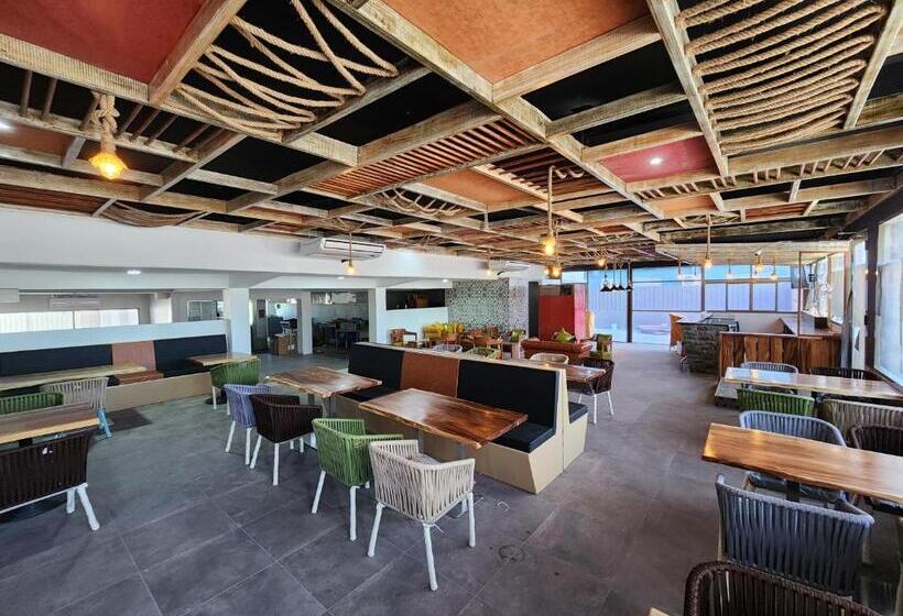 Vualiku Hotel & Apartments