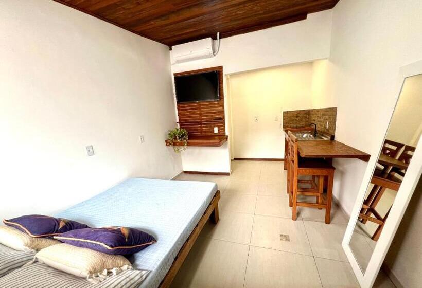 Общежитие Pousada Ilha Do Campeche