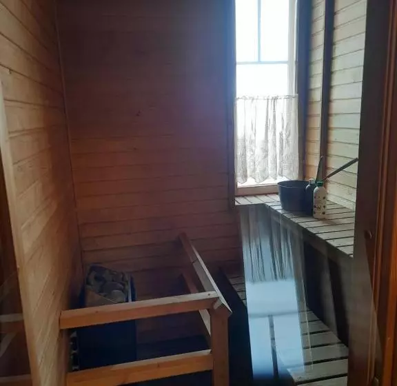 ユースホステル Sininen Hetki Bed& Breakfast Majoitus Meren äärellä