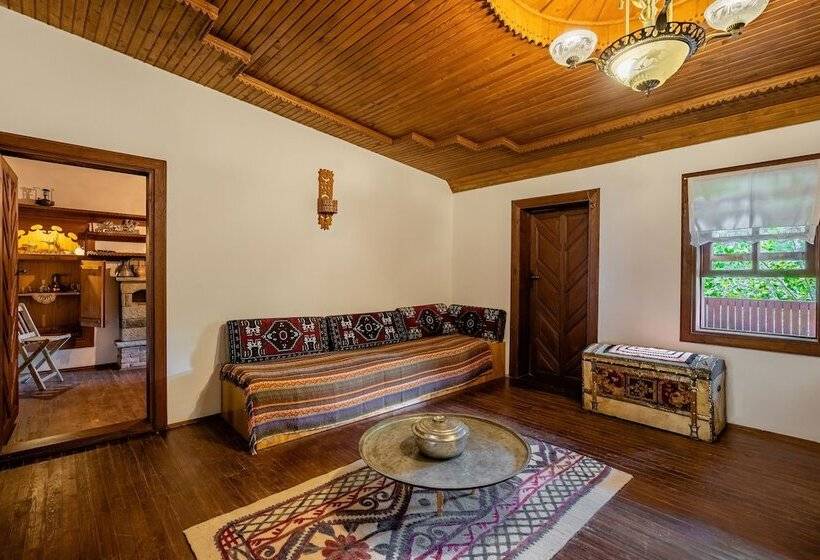 住宿加早餐  Yoruk Ali Konagi Ve Yayla Evleri