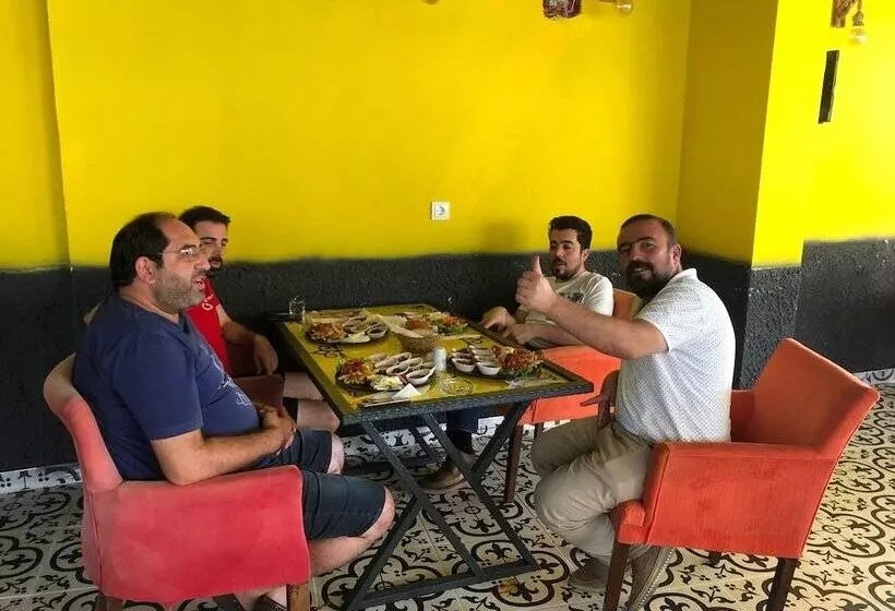 çeti̇n Rezi̇dans Otel