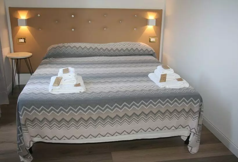مسافرخانه Messina 41