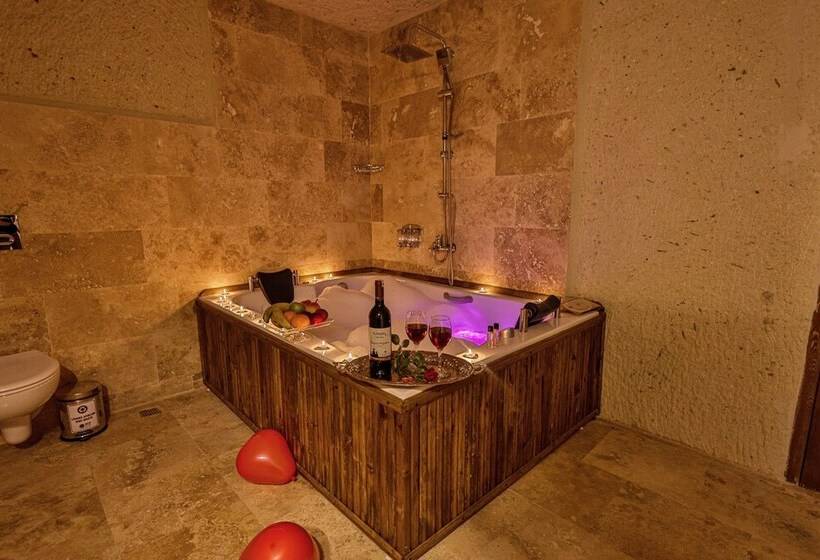 هتل Caveadocia Stone&cave House