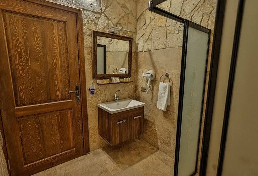هتل Caveadocia Stone&cave House