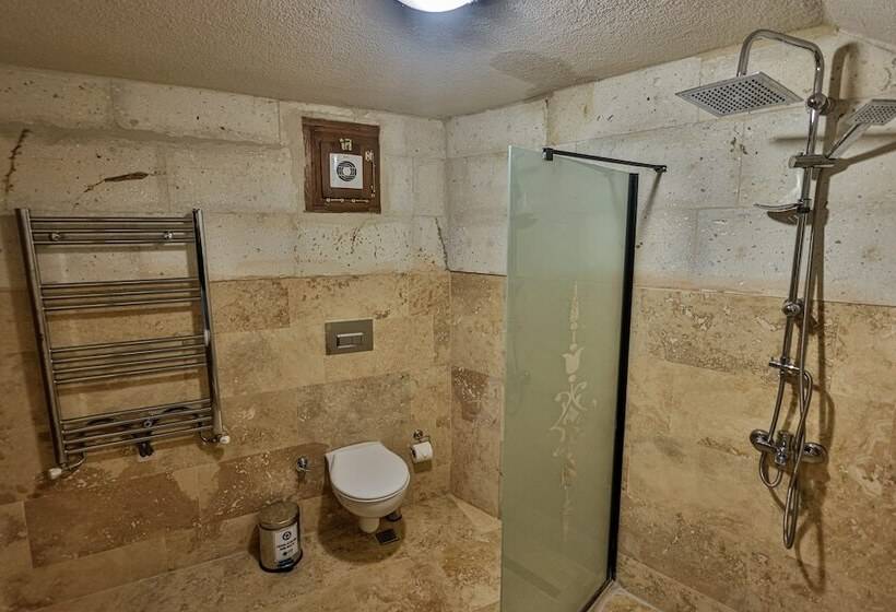 هتل Caveadocia Stone&cave House