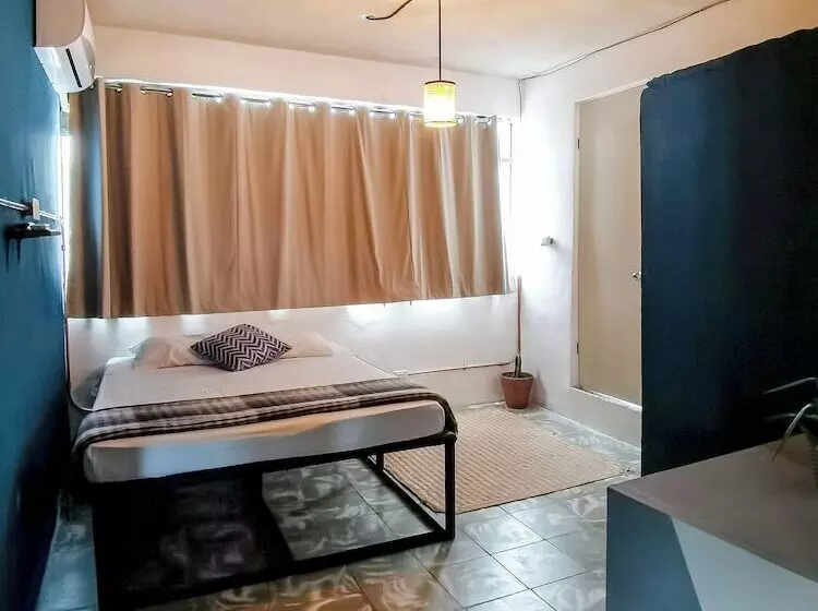 Hotelli Hostal Casa Los Abuelos