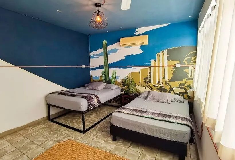 Hotelli Hostal Casa Los Abuelos