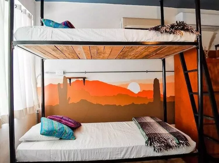 Hotelli Hostal Casa Los Abuelos