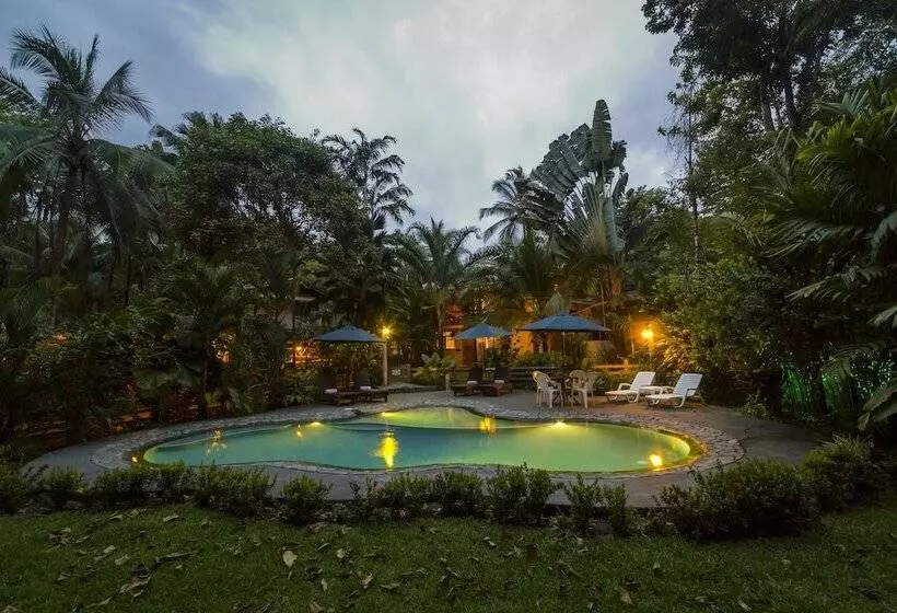 Hotelli La Ponderosa Beach & Jungle Resort