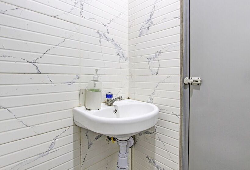 فندق Larich Guest House By Oyo