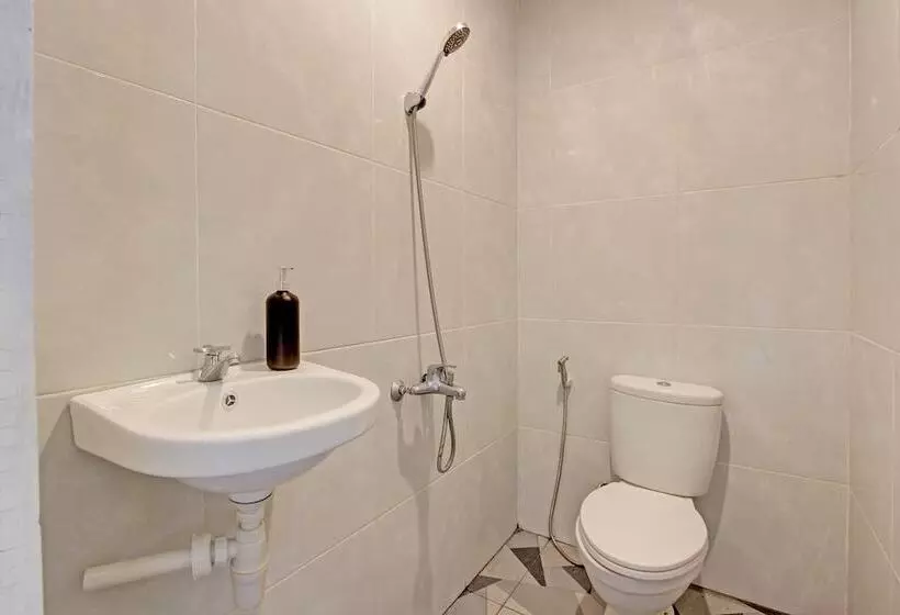 هتل Larich Guest House By Oyo