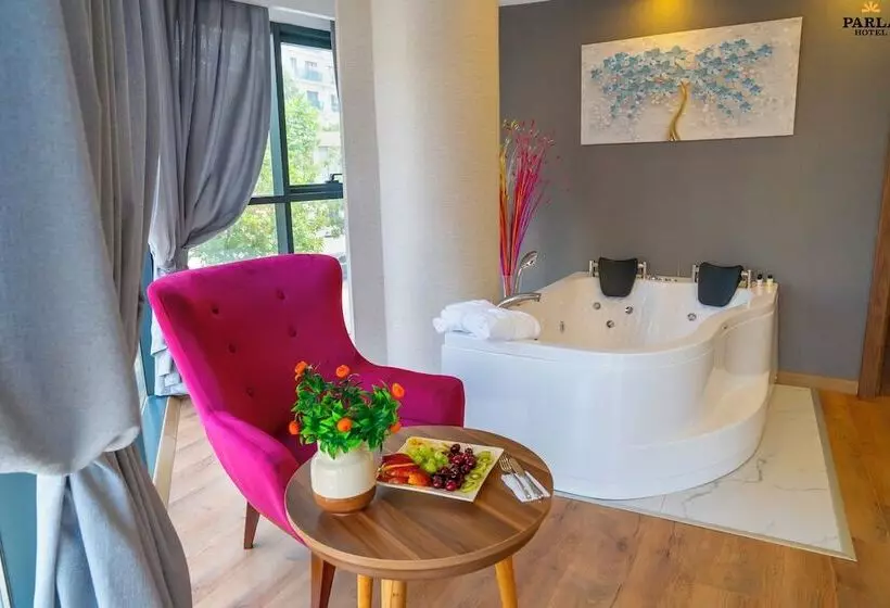 ホテル Parla Suite