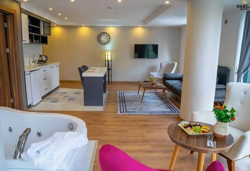 ホテル Parla Suite