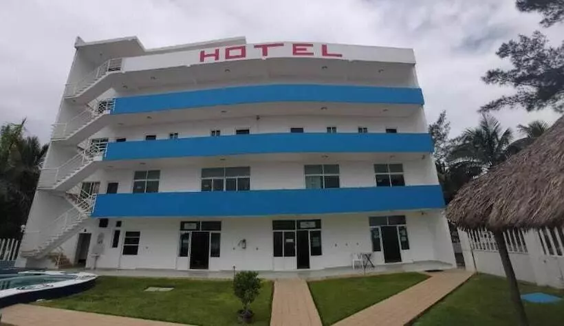 Hotelli Perlas Del Golfo