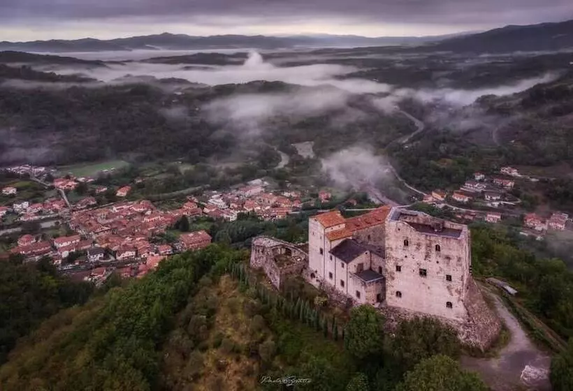 Hotelli Tenuta Castel Dell'aquila