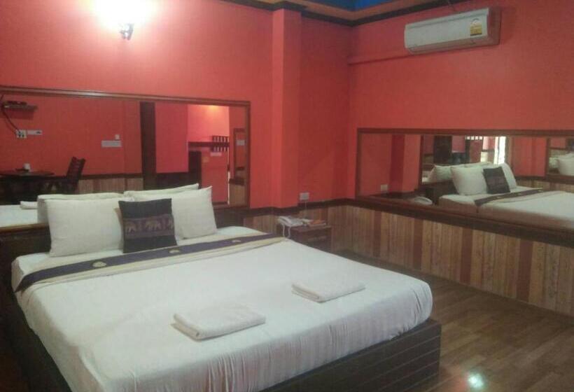 Kruachokhai Hotel & Resort