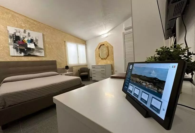 Aamiaismajoitus (B&B) Lxr Rooms Carloforte