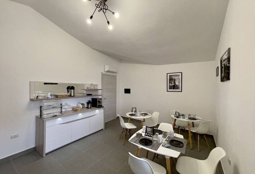 مبيت وإفطار Lxr Rooms Carloforte