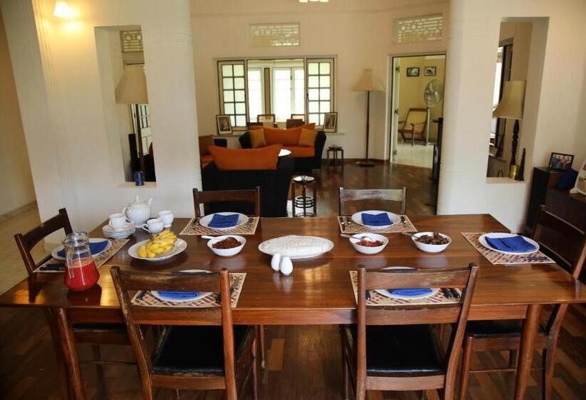 פנסיון Dilpasan Villa