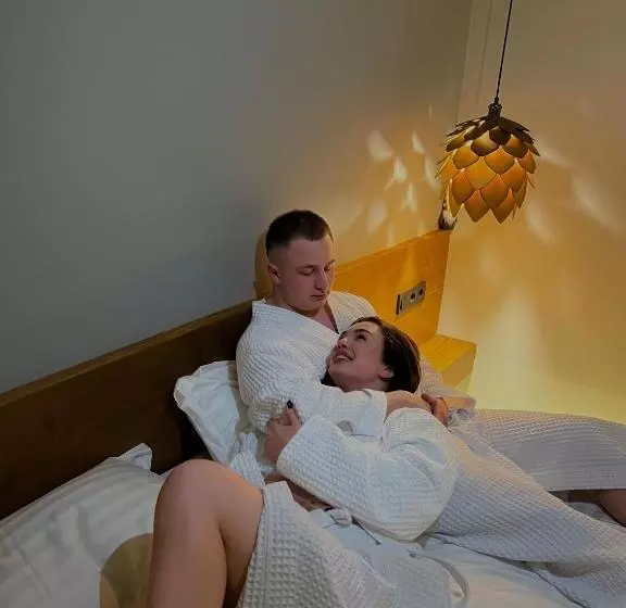 ペンション Stodola Slavsko котедж з чаном джакузі