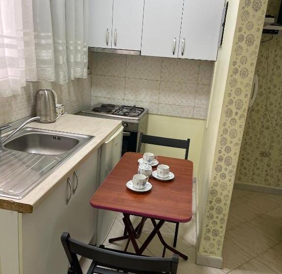 פנסיון Supreme City Center Tirana