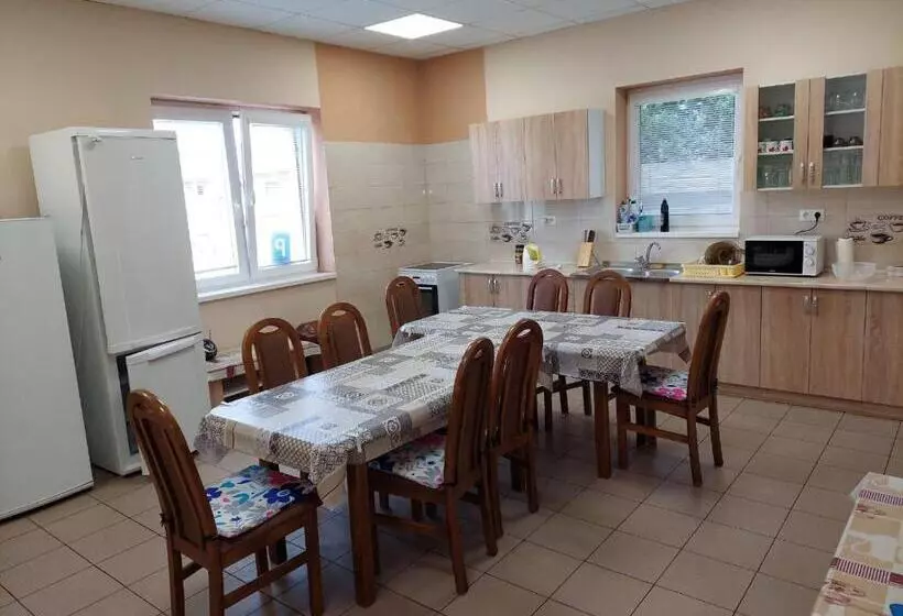 Majatalo Ubytovňa Jázmin Vendégház