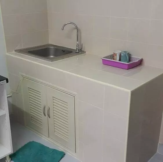 Popular Condo Muangthong Thani