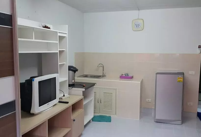 Popular Condo Muangthong Thani