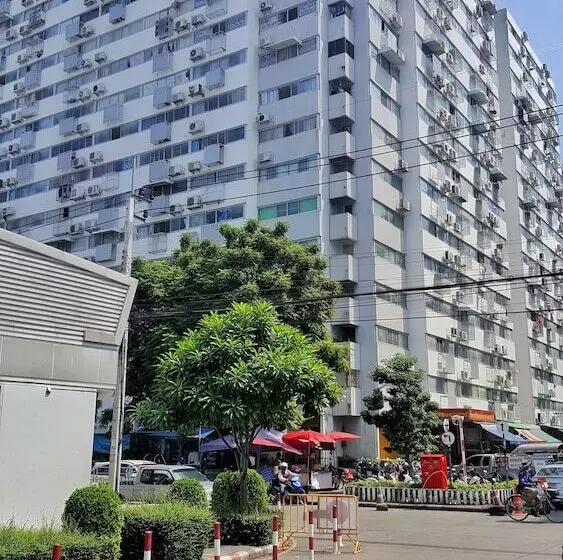 Popular Condo Muangthong Thani