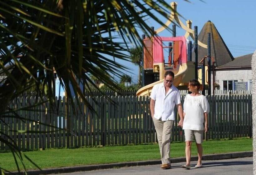 منتجع Perran View Holiday Park