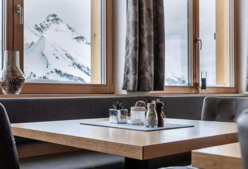 Wolfegg Appartement   Cafe   Bistro