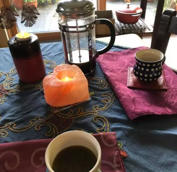 ベッドアンドブレックファースト Cosy Burren Home Away From Home