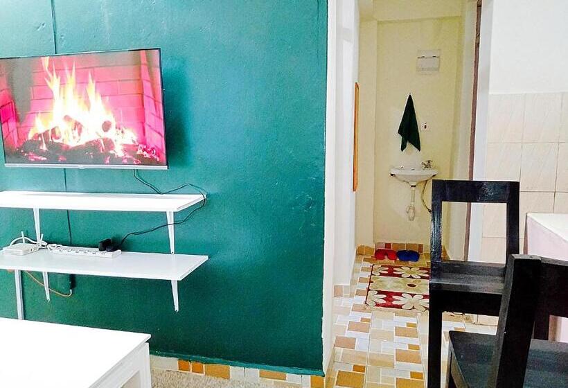 تختخواب و صبحانه Cozy Haven Slumber