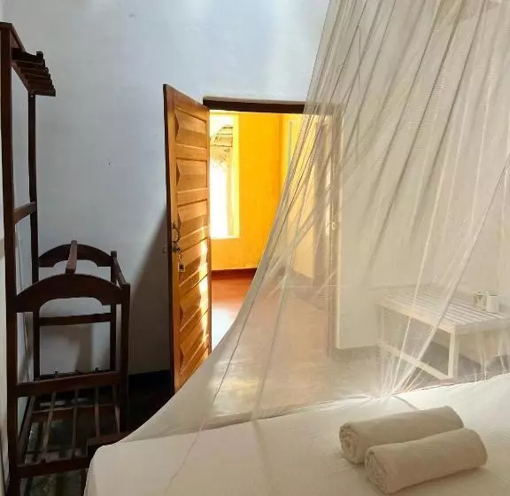 ベッドアンドブレックファースト Hostal Kite Kalpitiya