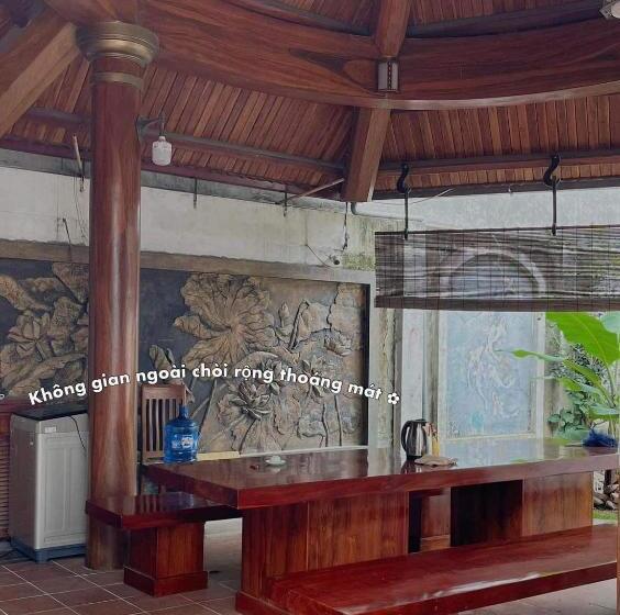 تختخواب و صبحانه The Memory Villa