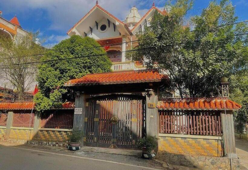 تختخواب و صبحانه The Memory Villa