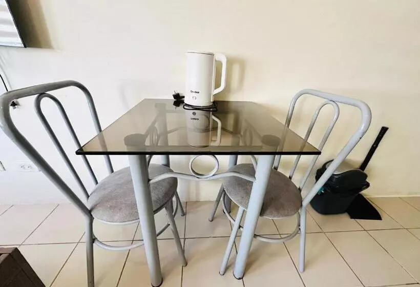 Fancy Condo With Unli Wifi And Netflix
