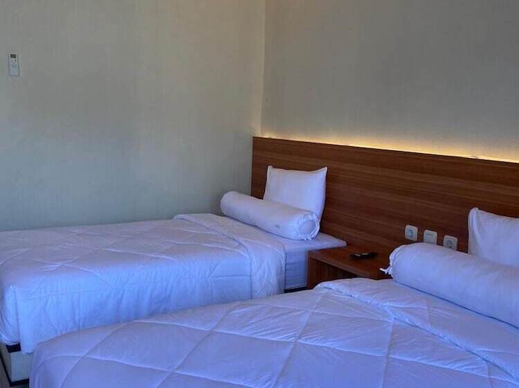 Genio Syariah Hotel Solo