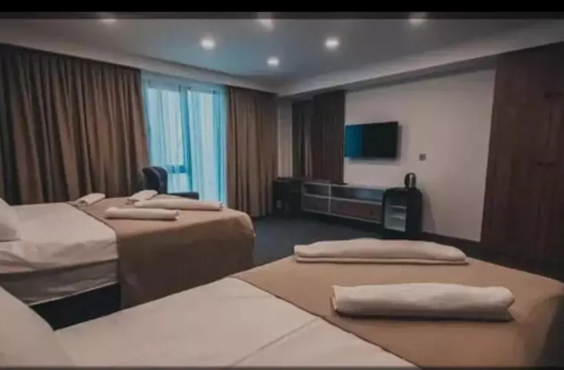 Hotelli Beni Lexury Katyora