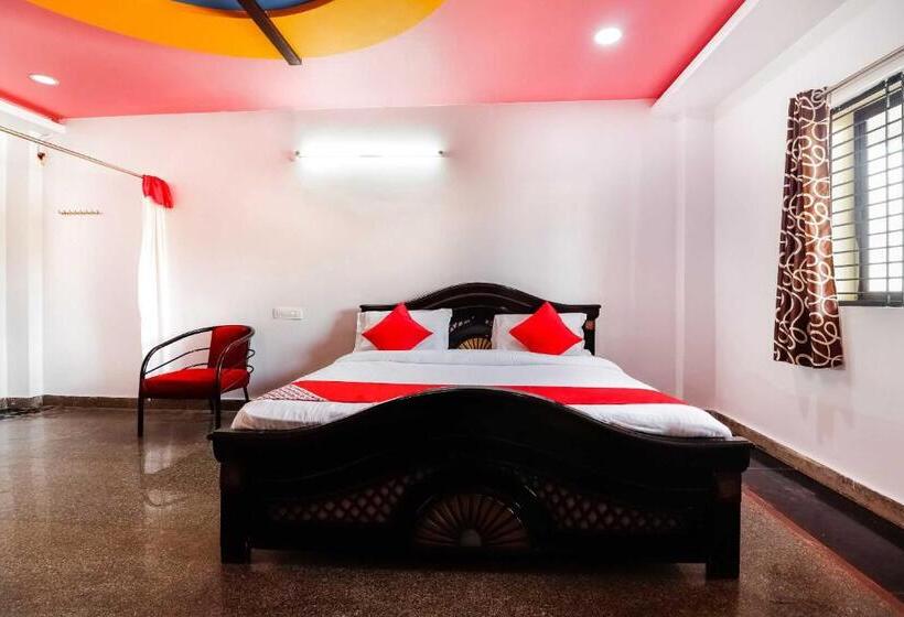 בית מלון כפרי Collection O 67511 Golden Park