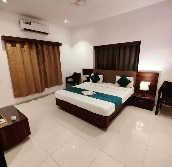 ホテル Four Seasons Resort Ajanta