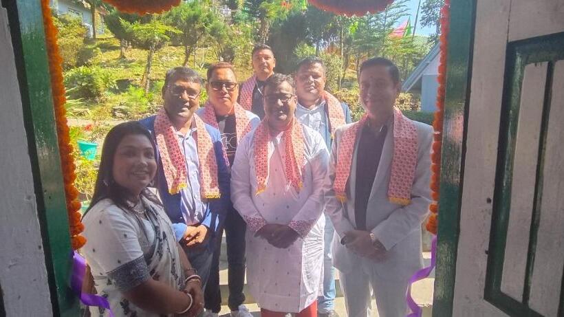 ホテル Jhandi Eco Heights