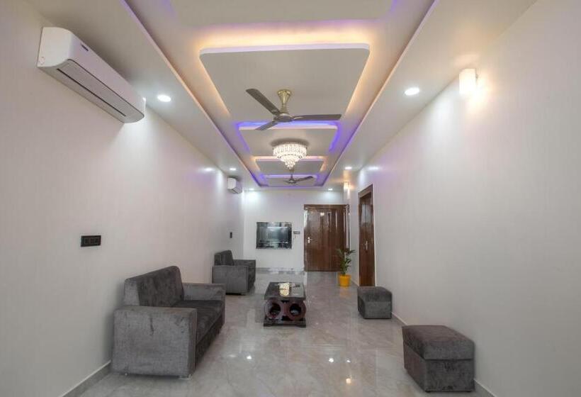 Hotel Madhav Residency