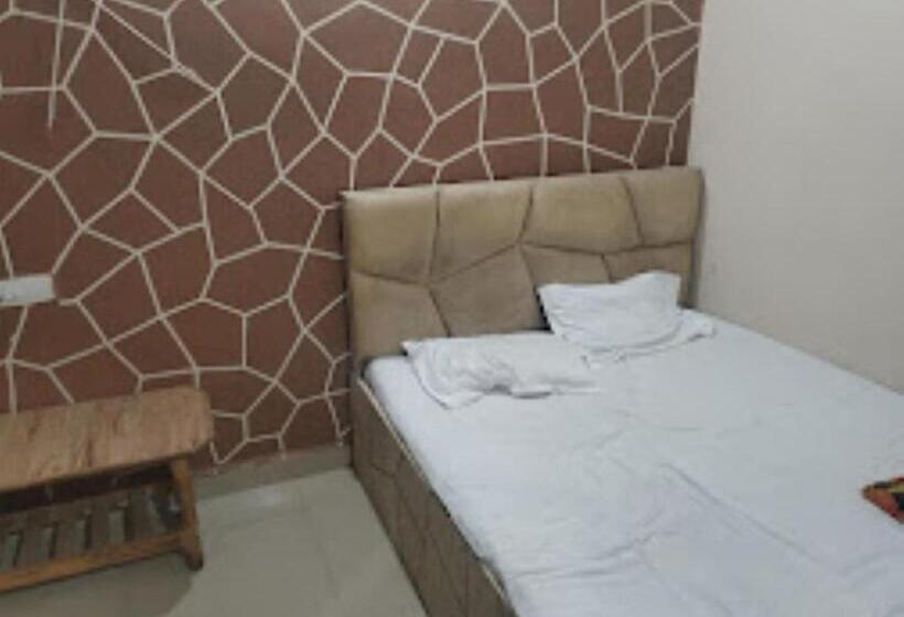 ホテル Rajawat , Madhya Pradesh