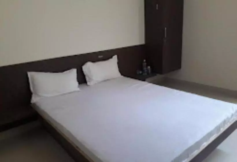 ホテル Vinayak Residency,dhamnod