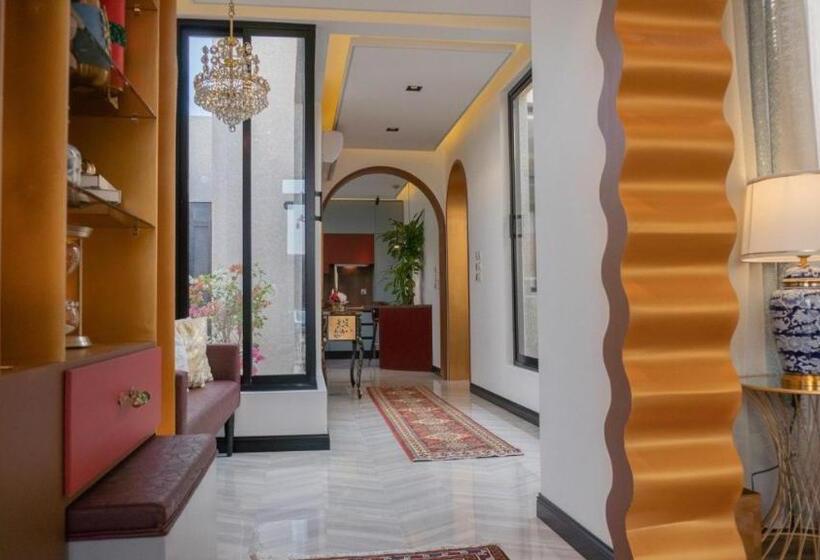 Пансион شالية آرت ديكو من شاليهات بزل الفندقيه Puzzle