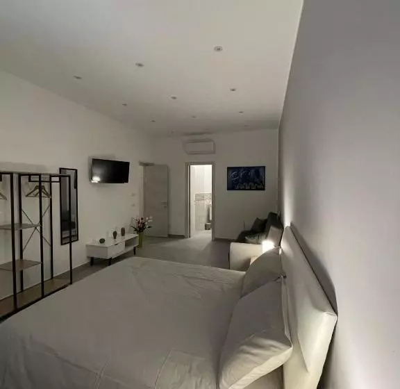 پانسیون Baron’s Suites